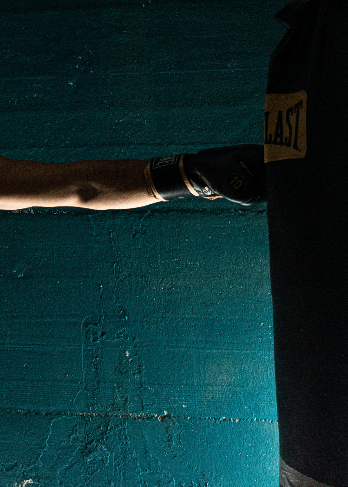 Best Boxing Gloves for heavy bag to prevent punishment!