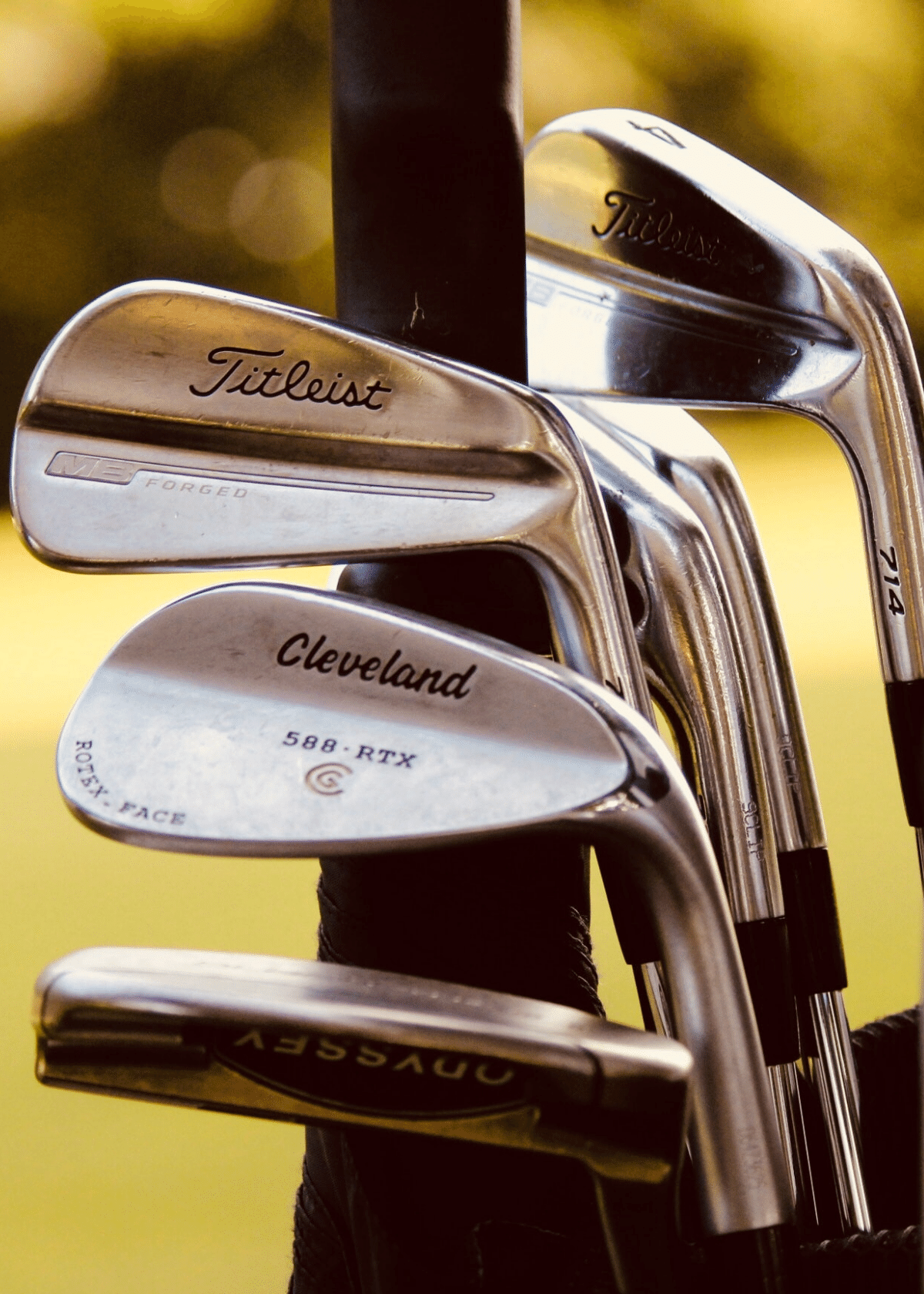 The Best Golf Towel to keep your clubs nice, clean, and dry