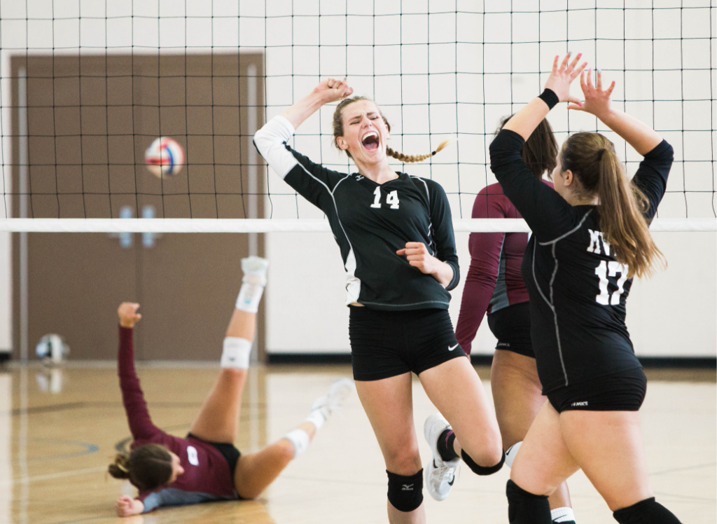 Are you Wearing the Right Volleyball Protective Gear?