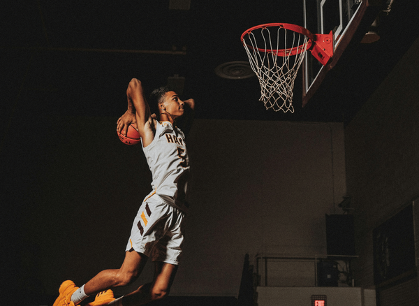 A Slam Dunk Basketball Hoop for High-Flying Fun